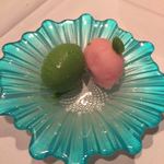 モナリザ - ピンクグレープフルーツのシャーベット、ほうれん草のアイス