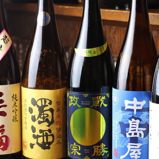 Seasonal local sake is now in stock! 10 to 15 types always available◎
