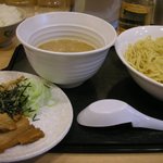 つけ麺ジョージ - 全卵ジョージ750円(もう無い) ご飯100円