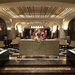 ロゼット - レセプションからすぐのバースペース
      このさらに奥にダイニングがあります