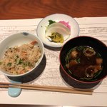 國見 - 〆の桜えび炊き込みご飯