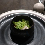 ete - 中トロ、トマト、蕪のブランマンジェ わさび菜のパウダーアイス添え