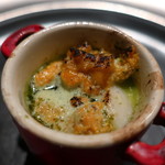 ete - 雲丹、帆立、つぶ貝、ゴボウのブルゴーニュ風アップ