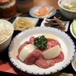 Yakiniku Hausu Daishougun - 和牛すじ定食