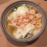 うを徳 - 年越しうどん（芝海老と松葉蟹入りのひもかわうどん）