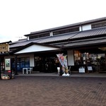 道の駅 柿の郷くどやま - 外観