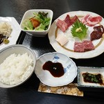 馬料理専門 天國 本店 - おすすめ！スペシャル定食(^-^)/ ¥3100