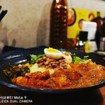 魯珈プレート：魯珈チキン