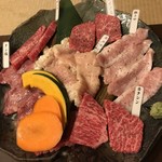 松阪牛たんど - 満腹コースお肉たち♤シマ腸最高