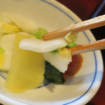 魚栄 - 香の物喰らう