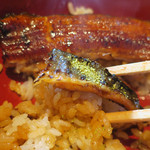 魚栄 - うな重中串に山椒ふりかけ喰らう