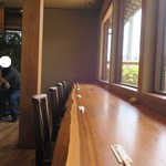 魚栄 - 店内の様子