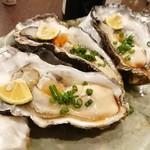 旬菜ダイニング 新 - 生牡蠣②