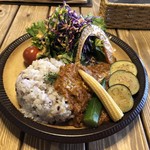ウェンズディ カフェ&ベイク - バターキーマカレー