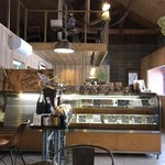 ウェンズディ カフェ&ベイク - 店内