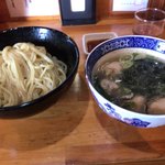 麺哲支店 麺野郎 - 牡蠣と煮昆布の塩つけ麺