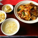 中華創作料理 家味道 餃子居酒屋  - なかなかのボリューム！
