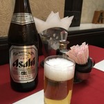 Guriru Sakura - お料理を待つ間はビールでまったり