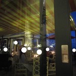 Azure Restaurant - 2017年の｢内観｣インサイドから見たテラス席