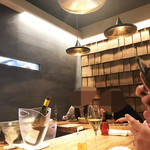 洋食 川ぎし - 内観～