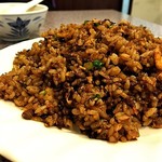知味亭 - 牛肉チャーハン