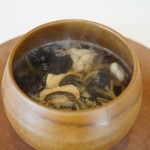 HAGI - 北塩原の蓴菜、鱧とトリュフのスープ（2017/7）