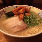 麺志 - らーめん道にトッピングで辛味メンマとネギ増量