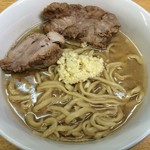ラーメン二郎 - ラーメン 750円　麺半分・ヤサイ抜き・ニンニクで