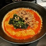 護摩龍 - 地獄の担担麺（血の池·20辛）