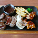 ビッグボーイ - 日替わりランチメニュー『カットステーキ＆おろしポークと黒酢チキン』