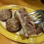 ビストロ シン 2 - 椎茸オーブン焼き鹿肉詰め