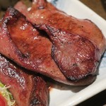 新料理 都留野 - たん焼　ズームアップ