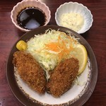 藍屋 - おつまみ大粒カキフライ490円