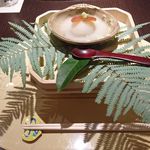 さ行 - 聖護院のすり流し、根室産ウニ・蒸しアワビ入り小カブ、からすみ