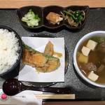 Fukuyama Sa-Bisueria Nobori Sen Washoku Ko-Na- - 牛すじ汁定食850円