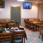 仲泊海産物料理店 - お座敷面積が縮小された新店舗。