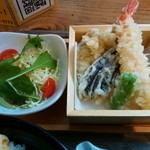 ごはんや 華火 - 「華火定食」の天ぷら他