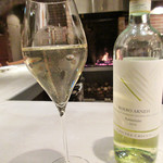 erre - 白ワイングラス800円〜