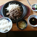 和喜 - 牛肉ジュージュー焼き定食(800円)