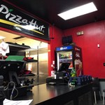 Pizza Hut - 店内♪
