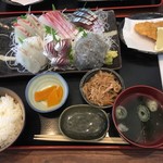 めしや　大磯港 - ★刺身定食（まあじ・〆さば・生しらす・すずき・いしだい・くろだい・地魚フライ）（2000円）★