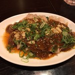 芙蓉麻婆麺 - 辣油と花椒が香るよだれ鶏