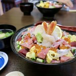 すしの田丸家 - ランチメニュー「ばらちらし」(1800円)