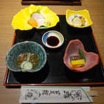 庭園茶寮 みな美(皆美館) - 鯛めし御膳・やくも（￥4248）。先付け・お造り・炊合せから始まります