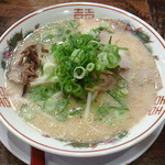 麺屋 絆 - 絆とんこつラーメン(730円)