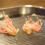 てんぷら 深町 - 車海老の頭（2）