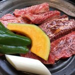 焼肉の吉田 - 肉盛定食1700円