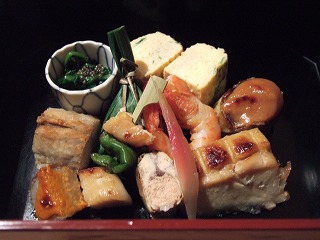 お昼に縁高弁当と鯛茶漬けのセットをいただく By Haruka うち山 うちやま 銀座一丁目 懐石 会席料理 食べログ