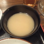 東僑酒楼 - 紋甲イカと海鮮炒め定食