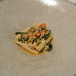 リストランテ カノフィーロ - タラバガニと春菊、フレッシュトマトのソース　カサレッチェ